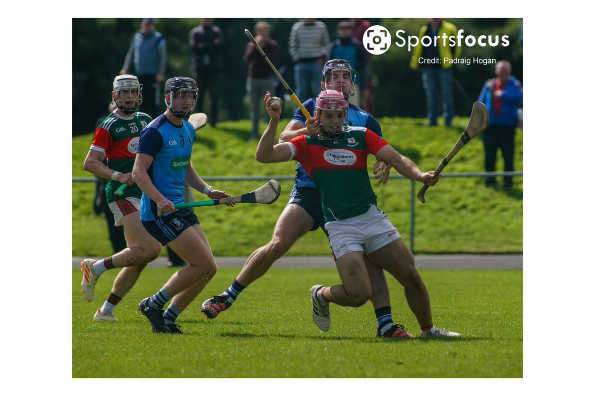 SportsFocusIe's tweet photo. Eoin Kelly the penalty hero as @mullinahonegaa defeat 13 man @nenagheireog in the @TipperaryGAA senior hurling championship @NenaghGuardian @TippFMSport https://t.co/qUbUbepbw8