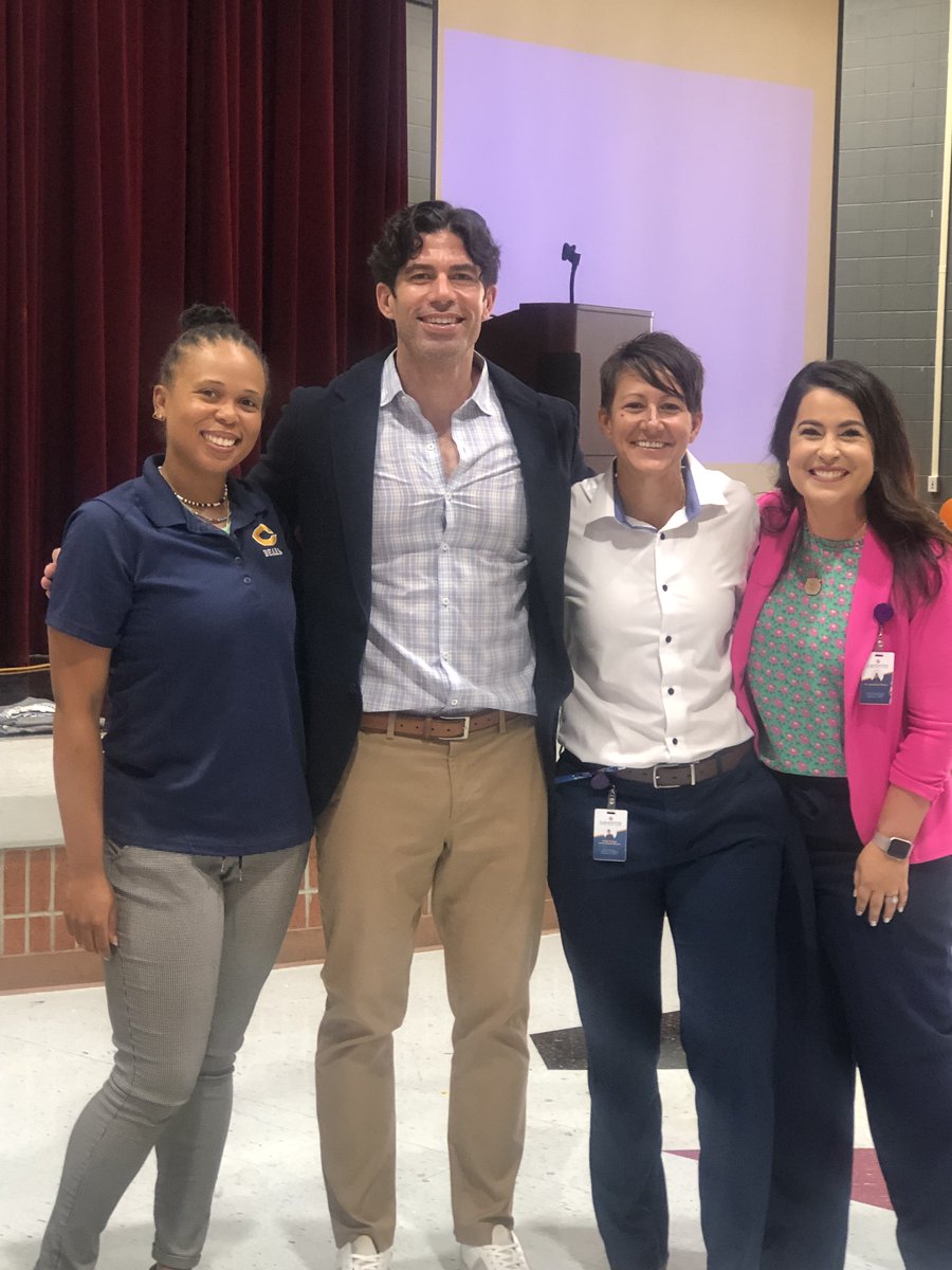 datadrivendyon1's tweet photo. Lafayette Parish School System [Aug 2023] #TogetherWeThrive #guestspeakers #PrincipalsOftheYear #districtleaders #principal and #BESE #president #LPSSProud #PathwayToAnA #passiondriven #elearning #ipadchat #pbl https://t.co/tjiVisAKJK