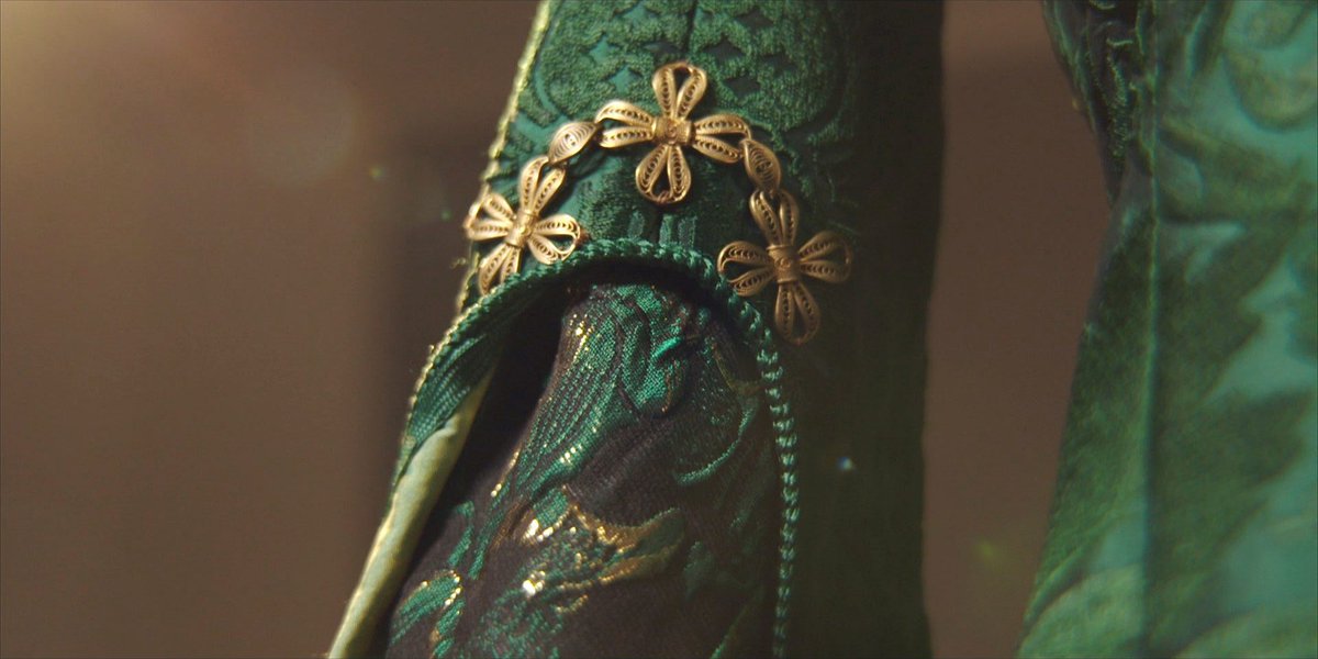 green emerald velvet dress Amazon.com: Spirit Halloween Adult Alicent Hightower Costume main image 0