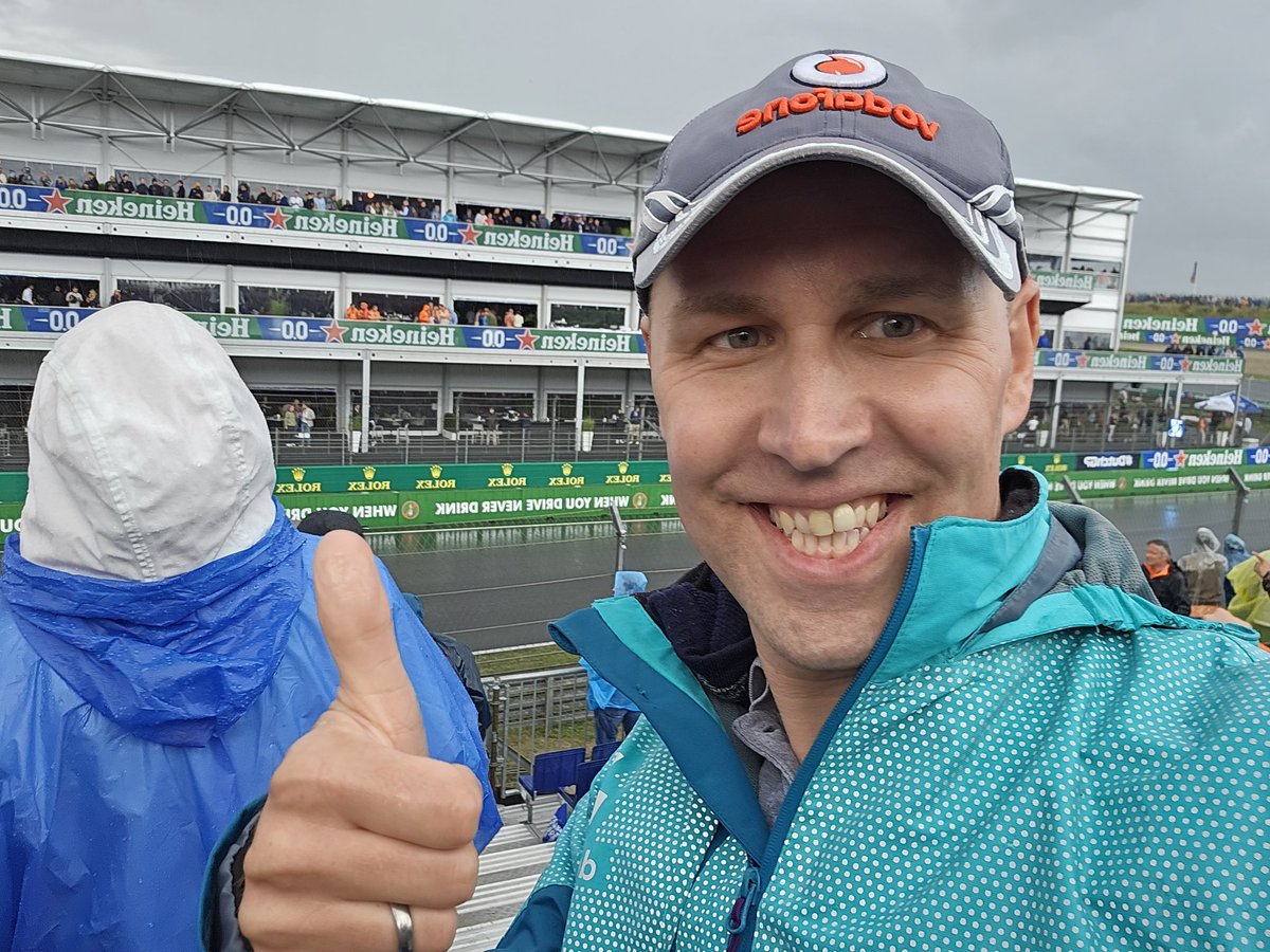 Zero reason not to restart the race #bbcf1 #ZandvoortGP #slicks