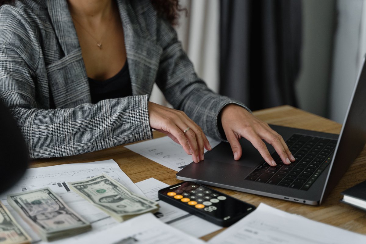 cneri101's tweet photo. The Evolution and Impact of Pay-for-Performance Systems

👉https://t.co/JJJWbs33m5

#aperformancepayscheme 💯 ✔️
#performancepaybonus 💯 ✔️
#performancebasedpaymodels 💯 ✔️ https://t.co/DCfihP3YFY