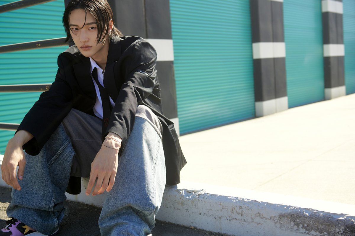 RIIZE_official's tweet image. Guitar Hunting Journey #1
#WONBIN #원빈

【Get A Guitar - The 1st Single Album】
➫ 2023.09.04 6PM (KST)

💿Pre-save &amp;amp; Pre-order
riize.lnk.to/GetAGuitar

#RIIZE #라이즈
#RISEandREALIZE
#GetAGuitar #RIIZE_GetAGuitar