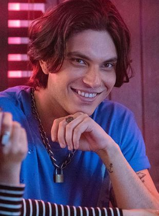 merlinpapin3's tweet photo. .@FredOL69007 On souhaite un Bon Anniversaire à #SamuelLarsen qui a 32 ans on peut le voir dans
Saga After
Glee
Joli Désastre
Hawai Five-O
The Breakup Girl https://t.co/mzToPpX1n8