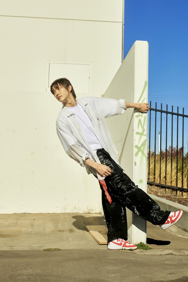 RIIZE_official's tweet image. Guitar Hunting Journey #1
#SUNGCHAN #성찬

【Get A Guitar - The 1st Single Album】
➫ 2023.09.04 6PM (KST)

💿Pre-save &amp;amp; Pre-order
riize.lnk.to/GetAGuitar

#RIIZE #라이즈
#RISEandREALIZE
#GetAGuitar #RIIZE_GetAGuitar