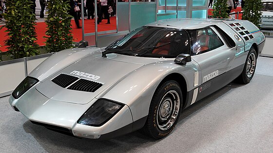 JartBanssen's tweet photo. Dit is toch ook gewoon Back To The Future? 😍 Mazda RX-500 (1970).

#Mazda #RX500 #982cc #DoubleRotor #FelixWankel #BTTF https://t.co/YK7THm5l8x