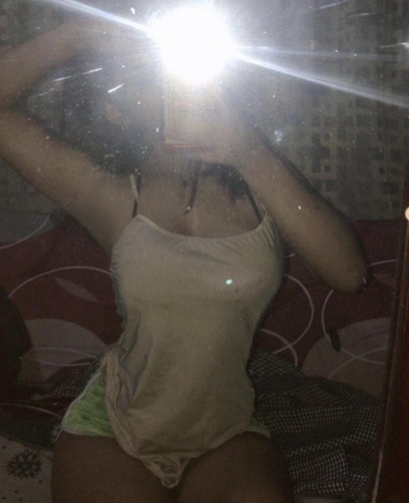 Myla_mae_S's tweet image. React and retweet for a 😻 pic