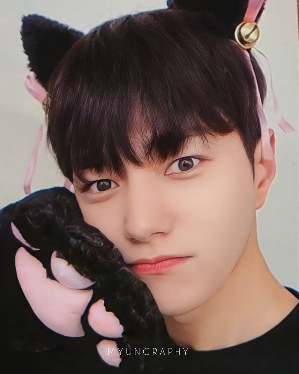 Myungraphy's tweet photo. CUTIIIIIIEEEEEE 💞
#김명수 #인피니트 #myungsoo #INFINITE https://t.co/9tWnhXuOgZ