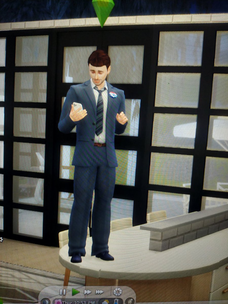 violetsky00's tweet photo. I open my sims 4 
Then suddenly my sims on top of the counter?? 😂😂😂
How did you get there boy?? 
#sims4 https://t.co/I6frw6oHaj