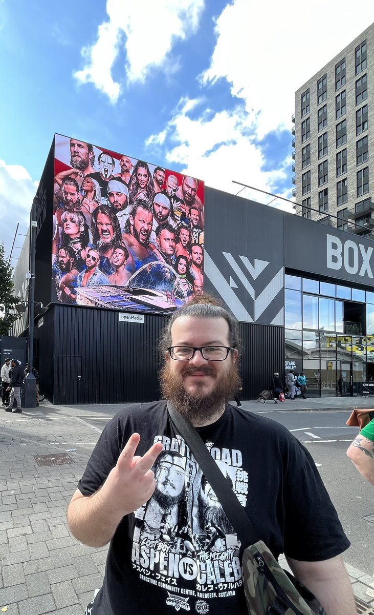 KayleighLaff's tweet image. We are currently at the Biggest 
Wrestling Event in UK History and @KyleWattPhoto is still repping the boys  @CalebValhalla and @theaspenfaith 

Can’t take the Granite City out the lad 😅