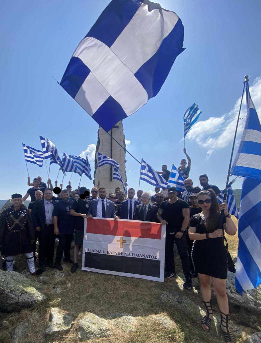 christinate28's tweet photo. Βίτσι 27/8/23🇬🇷
Όσο υπάρχουν αυτοί που δεν ξεχνάνε η φλόγα του Εθνικισμού δε θα σβήσει ποτέ!
Αντιθέτως θα μεταλαμπαδεύονται οι ιερές ιδέες μας από γενιά σε γενιά .
Δεν υπάρχουν Έλληνες κομμουνιστές, όταν κανείς γίνει συνειδητός κομμουνιστής παύει να είναι Έλληνας !
🪓🔥 https://t.co/yAJ9CQhzhb
