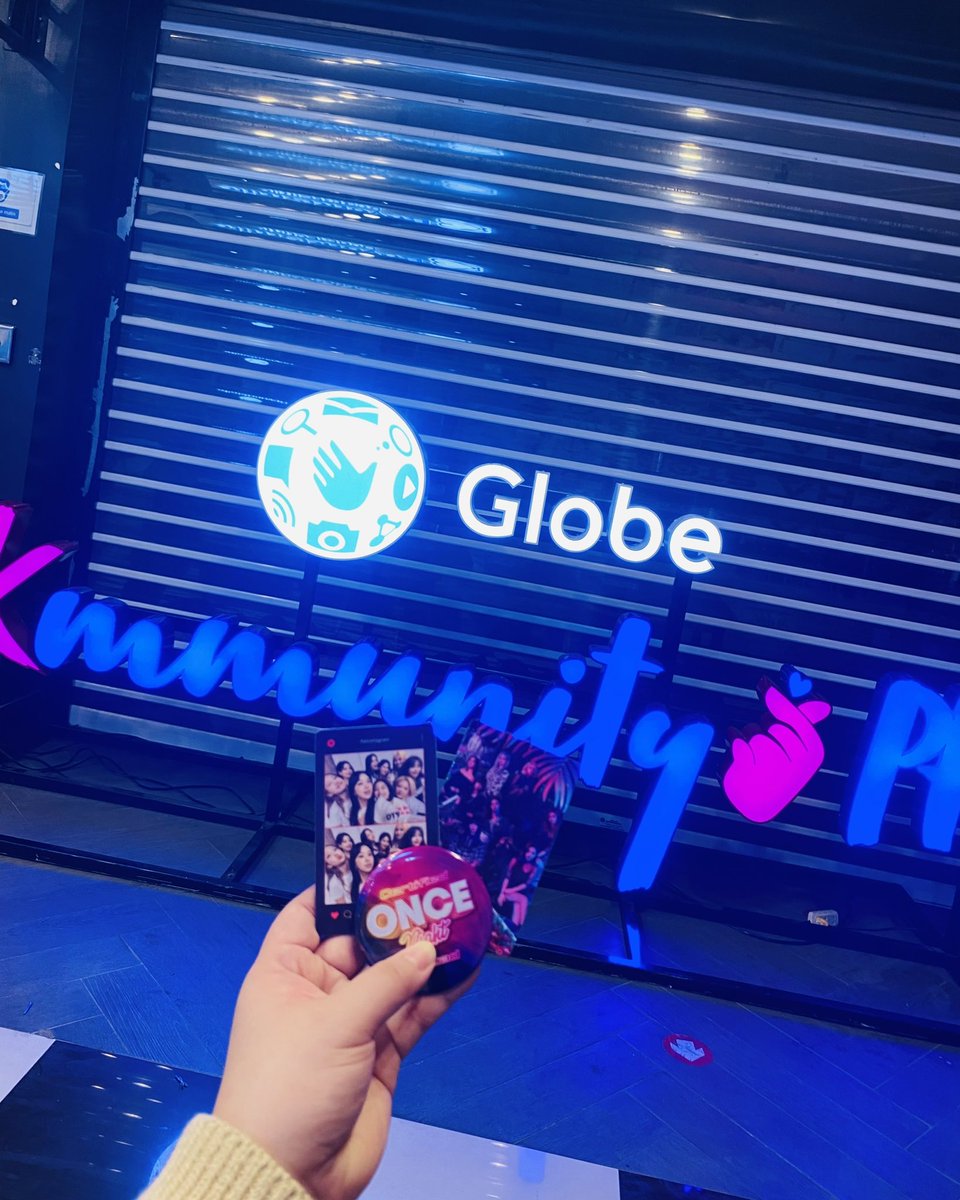 KmmunityPH's tweet photo. We're here at the #ONCENIGHT: K-Pop Party! The fun is only about to begin, but we're getting all โจthe feelsโจ already!
Any chingus here with us? Send some hearts our way! ๐๐๐ #KmmunityPHlovesONCEHQ https://t.co/KZ1979nCQf