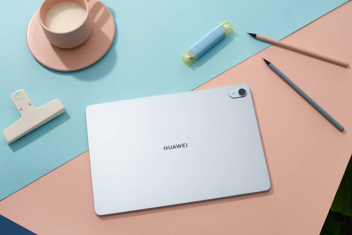 ITMANIATV's tweet image. Huawei anunță lansarea noii HUAWEI MatePad 11.5″ despre care spune că face tehnologia tabletelor HUAWEI accesibilă unei întregi generații de tineri profesioniști și studenți.

itmaniatv.com/huawei-lanseaz…

#huawei #tablete