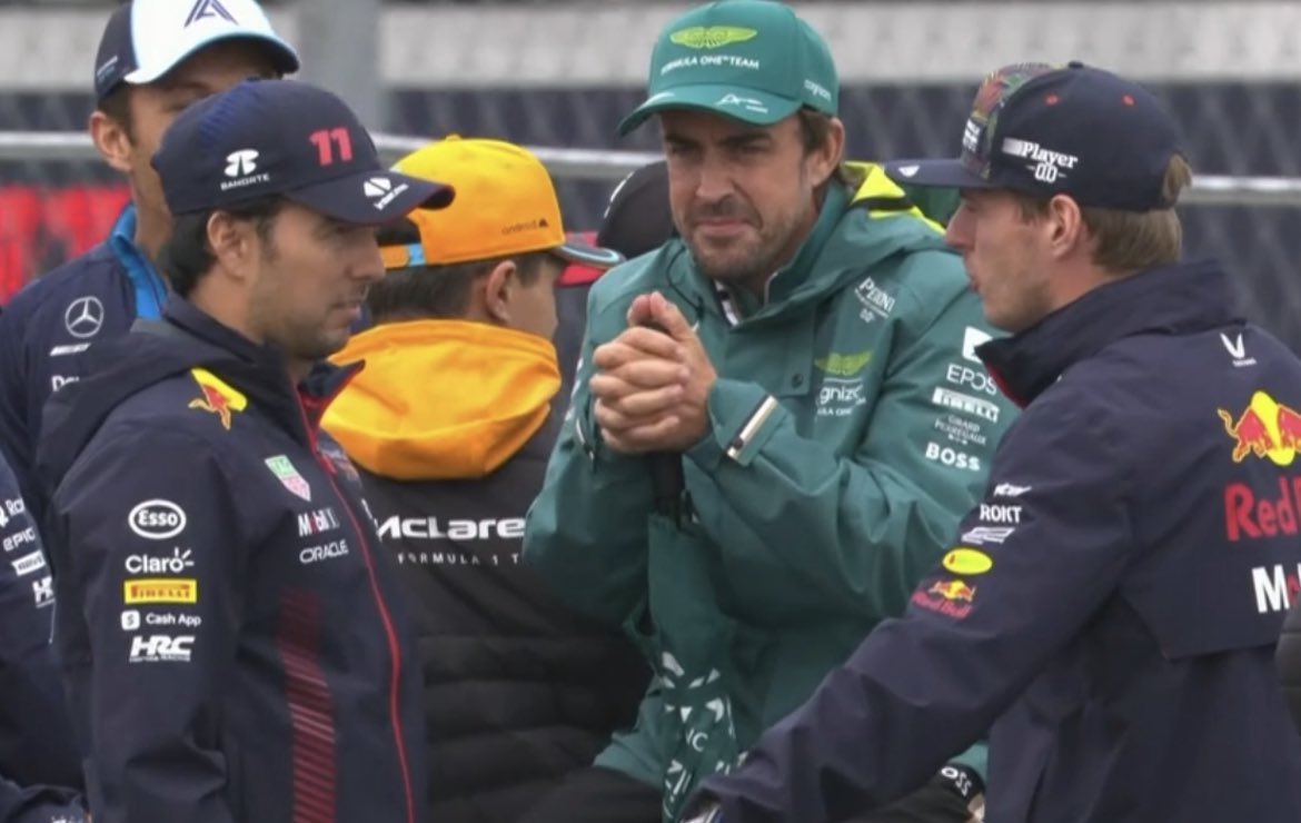 __Webardos__'s tweet photo. Fernando Alonso: “Me he levantado con ganas de tocar los cojones”

via: @WebardosTV https://t.co/iN9E7krrIB
