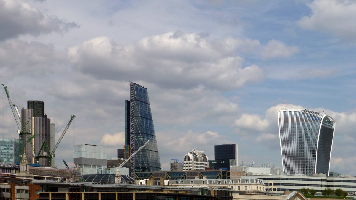 juanchapar's tweet photo. Tower 42,The Walkie Talkie and The Cheesegrater, from Tate Modern Gallery London June 2015
#architecturephotography #londonbuildings #londonphotos
#artelondres #londonbuildings #londonphoto #digitalart
#edificioslondres #edificiosinglaterra #fineartphotograph
#fotoslondres https://t.co/cphggkG54c