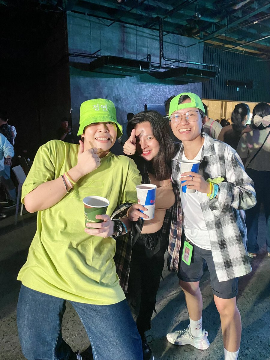 KmmunityPH's tweet photo. @oncehq Crying over @newarea22โs Cry For Me performance!! ANG GALING ๐ญ๐ญ #ONCENIGHT #KmmunityPHlovesONCEHQ https://t.co/4Ytj4j3GzC