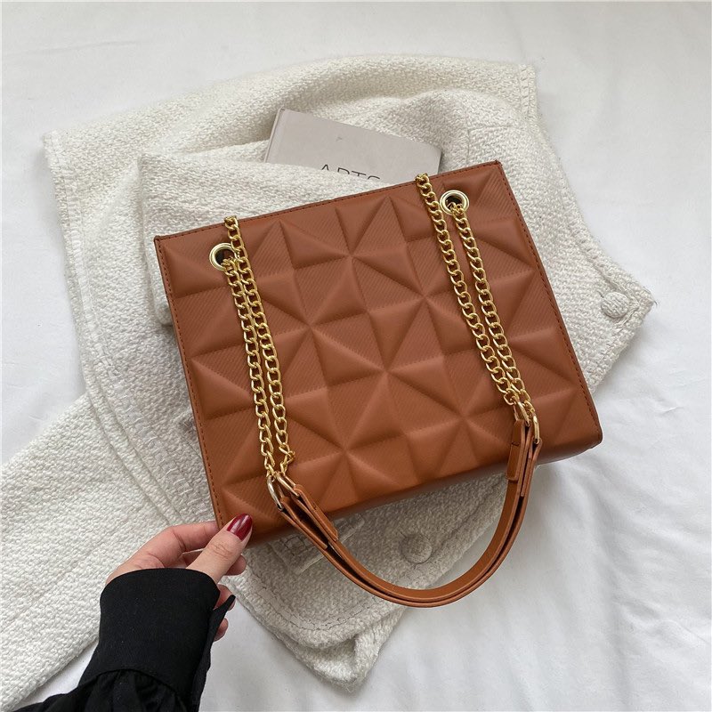 LC_empire's tweet photo. Good morning fam its been a while but we’re back full time now

I’ve got these cuties selling for 
5,500 only

DM to get yours. 

Instant delivery for my jos tweeps &amp;
Nationwide for a fee. 

Kindly retweet the owners of this bags are on your TL. Thanks https://t.co/cSeF7KvZWq