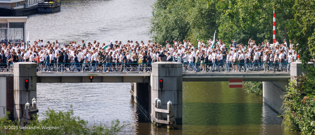 Siebrand's tweet photo. Supporters FC Groningen #fcgroningen https://t.co/g3JXyY25Ek