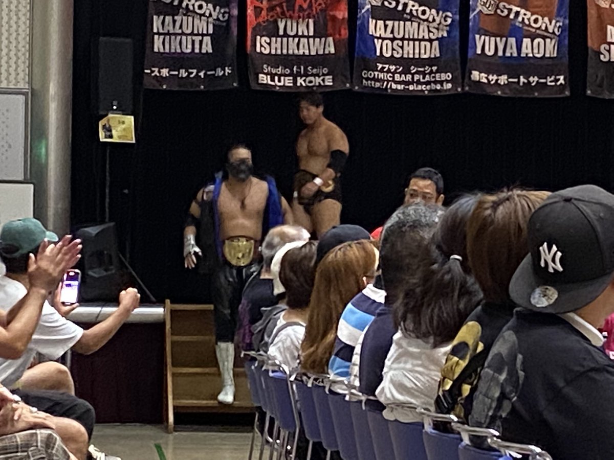 PinguFruits1117's tweet photo. 2023・8・20 BJW
ー神谷英慶ー
ー大門寺崇ー
#bjw
#landend
#大阪サプライズ68
#メインイベント
#第42代横浜ショッピングストリート6人タッグ王者
#神谷英慶
#第11代オールアジアヘビー王者
#大門寺崇
#コミュニティプラザ平野 https://t.co/g4N7LTSymK