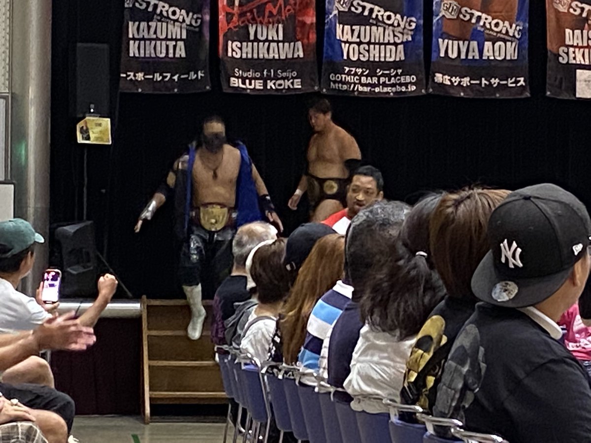PinguFruits1117's tweet photo. 2023・8・20 BJW
ー神谷英慶ー
ー大門寺崇ー
#bjw
#landend
#大阪サプライズ68
#メインイベント
#第42代横浜ショッピングストリート6人タッグ王者
#神谷英慶
#第11代オールアジアヘビー王者
#大門寺崇
#コミュニティプラザ平野 https://t.co/g4N7LTSymK
