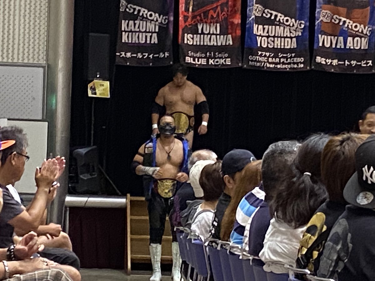 PinguFruits1117's tweet photo. 2023・8・20 BJW
ー神谷英慶ー
ー大門寺崇ー
#bjw
#landend
#大阪サプライズ68
#メインイベント
#第42代横浜ショッピングストリート6人タッグ王者
#神谷英慶
#第11代オールアジアヘビー王者
#大門寺崇
#コミュニティプラザ平野 https://t.co/g4N7LTSymK