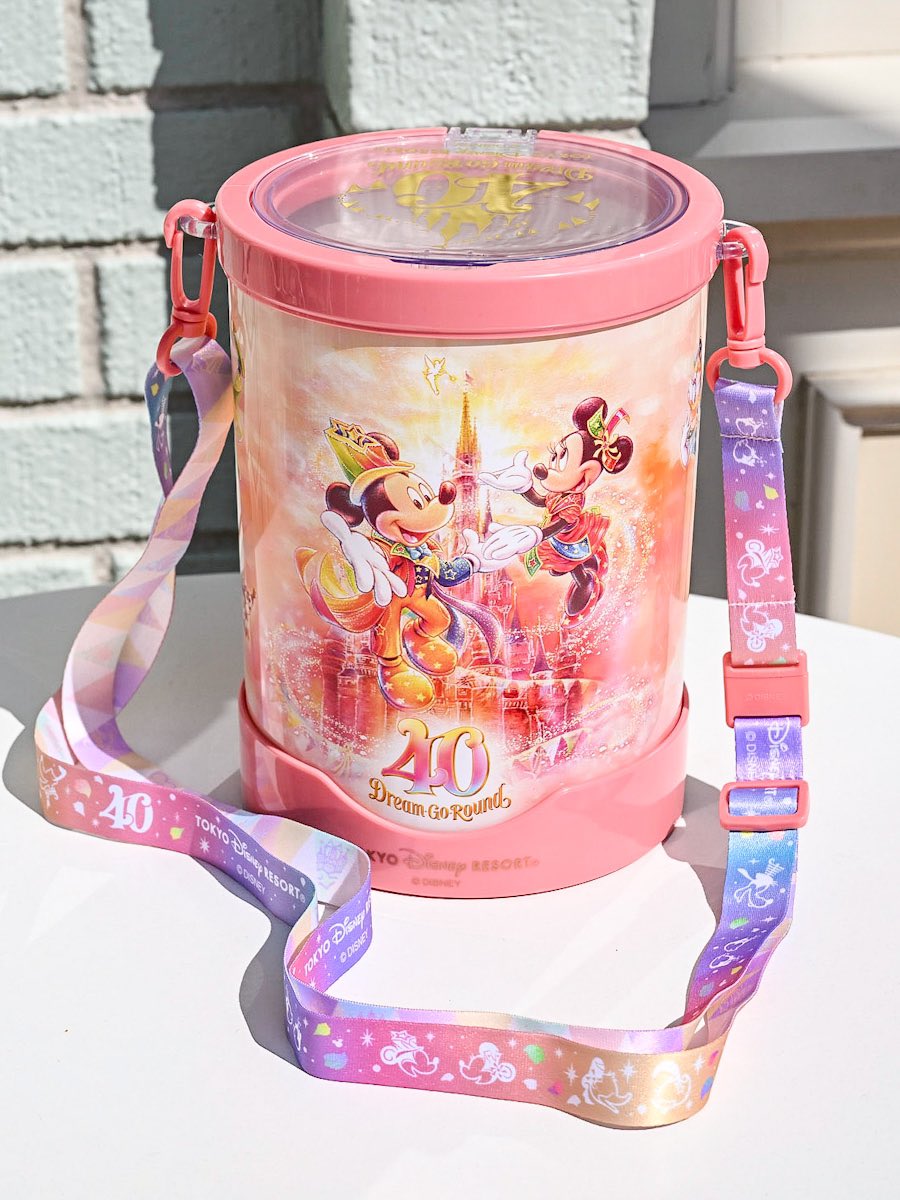 ロゴの投影も！ 「東京ディズニーリゾート40周年“ドリームゴーラウンド