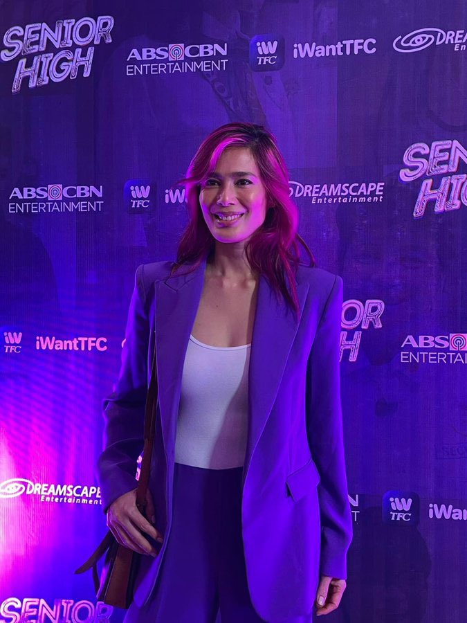 stanning_angel's tweet photo. Angel Aquino at the #SeniorHighSpecialScreening 💗 https://t.co/V7MYm8ZIrM