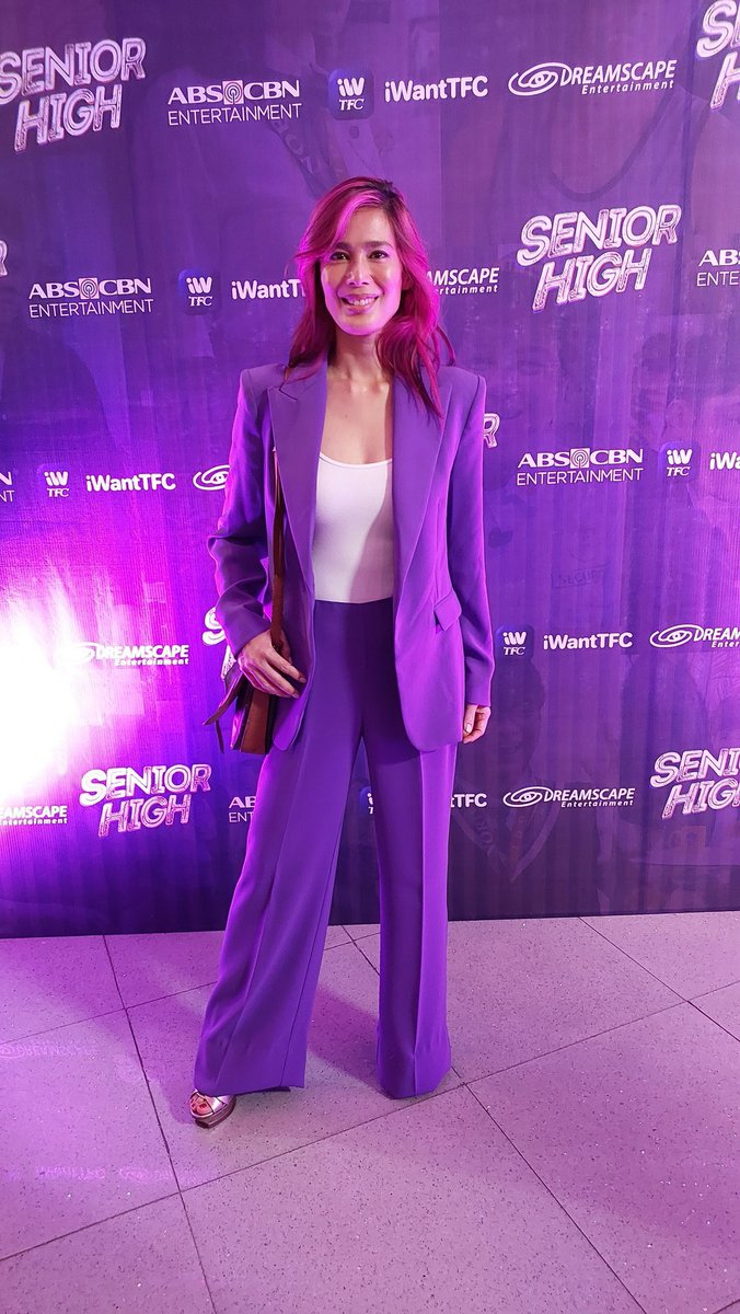stanning_angel's tweet photo. Angel Aquino at the #SeniorHighSpecialScreening 💗 https://t.co/V7MYm8ZIrM