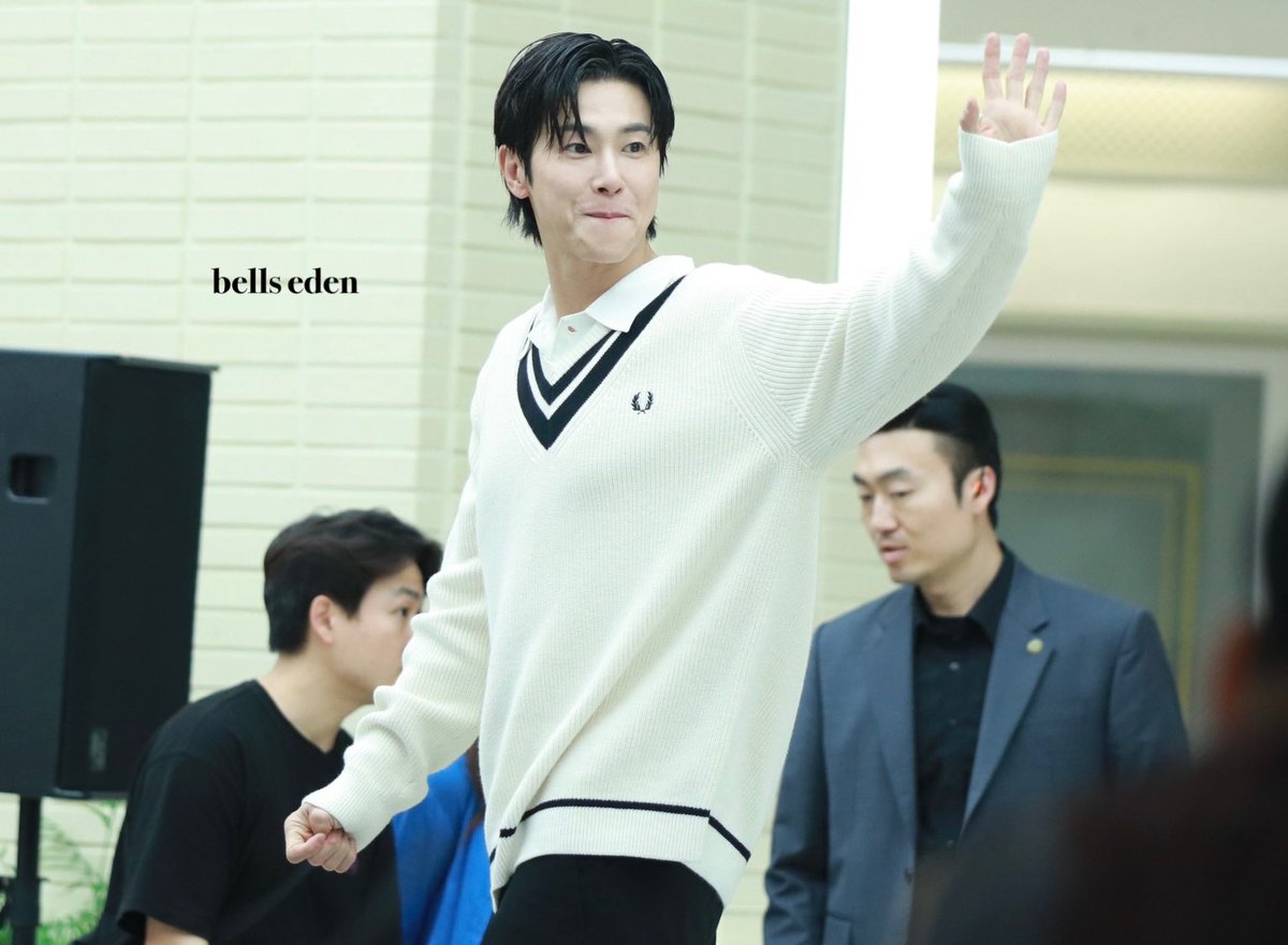 🎪BELLS EDEN 🎪/ 🌸🔔 tweet media