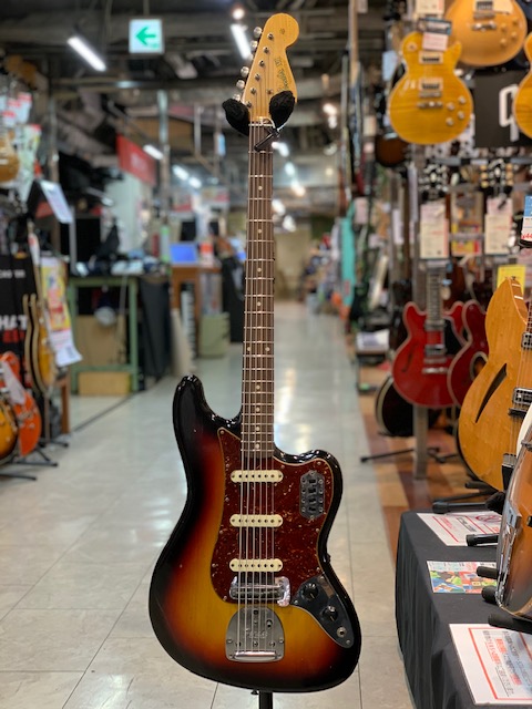 1484ikebukuro's tweet photo. BASS VI 入荷しました!!!!!!
カスタムショップ製 ジャーニーマンレリック仕様
バリバリ弾いて暑気払い&ストレス退散?
https://t.co/O81YfQyePD
#BASS6 #ベース6 #ベースシックス https://t.co/sa4fxpitdu
