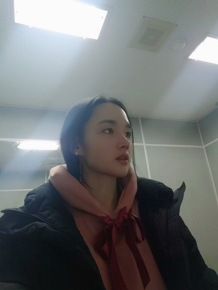 3년 사이에 무슨일이 일어난 것일까?!!! 
살은 빼라고 있는것 !!! 
내일부터 할 수 있(겠지)다🥹🔥🔥🔥