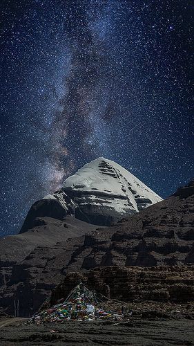 hathyogi31's tweet photo. Humans have climbed the moon but not to the mount kailash..!!
That's the difference between science and spirituality...!! https://t.co/zlNIeHtuXH