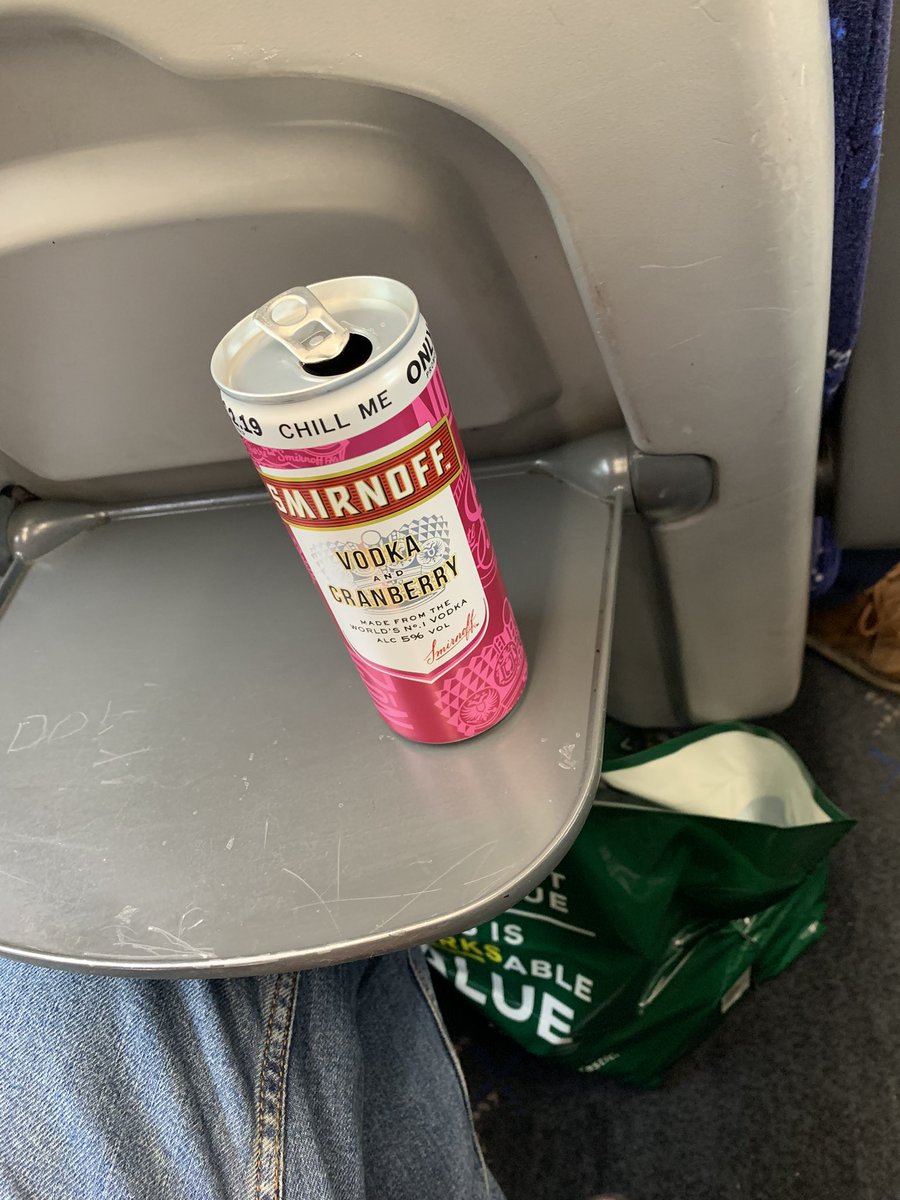 bw17_'s tweet photo. Dundee (a) @DrinkingDOT https://t.co/rAj2TnZPpP