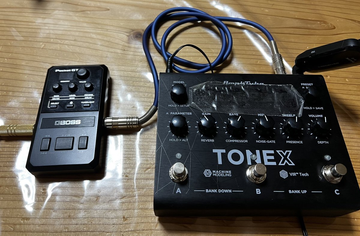 KEI_T's tweet image. ギターもベースも最強の練習環境ができました。
POKET GTはプリアンプとCABをキャンセルして
パワーアンプとオケ流し用

音色がすごすぎて、これしか勝たん！！

練習だったら、これで
ケンバーもQuadCortexもいらない。

#TONEXPEDAL
#POCKETGT