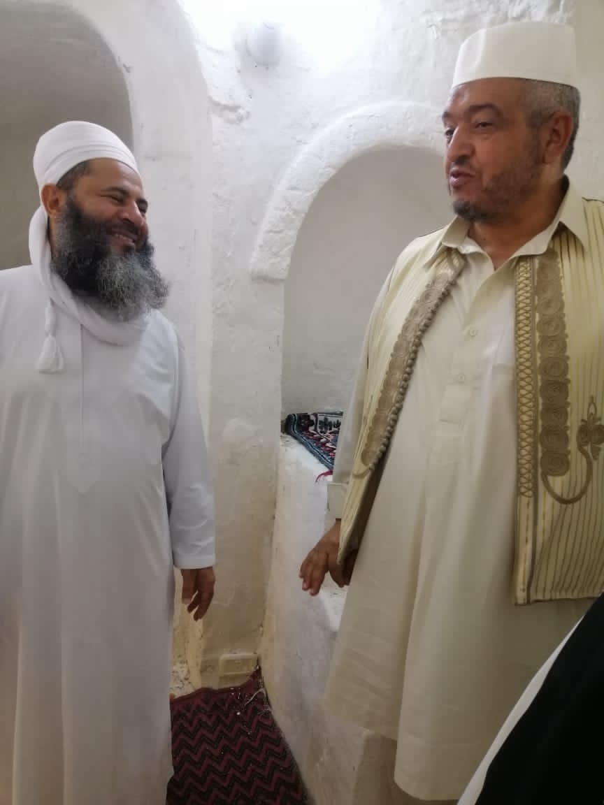 زيارة الشيخ عبدالله المعمري لمسجد الشيخ الإمام عامر الشماخي #العتيق
#يفرن .. #جبل_نفوسة.