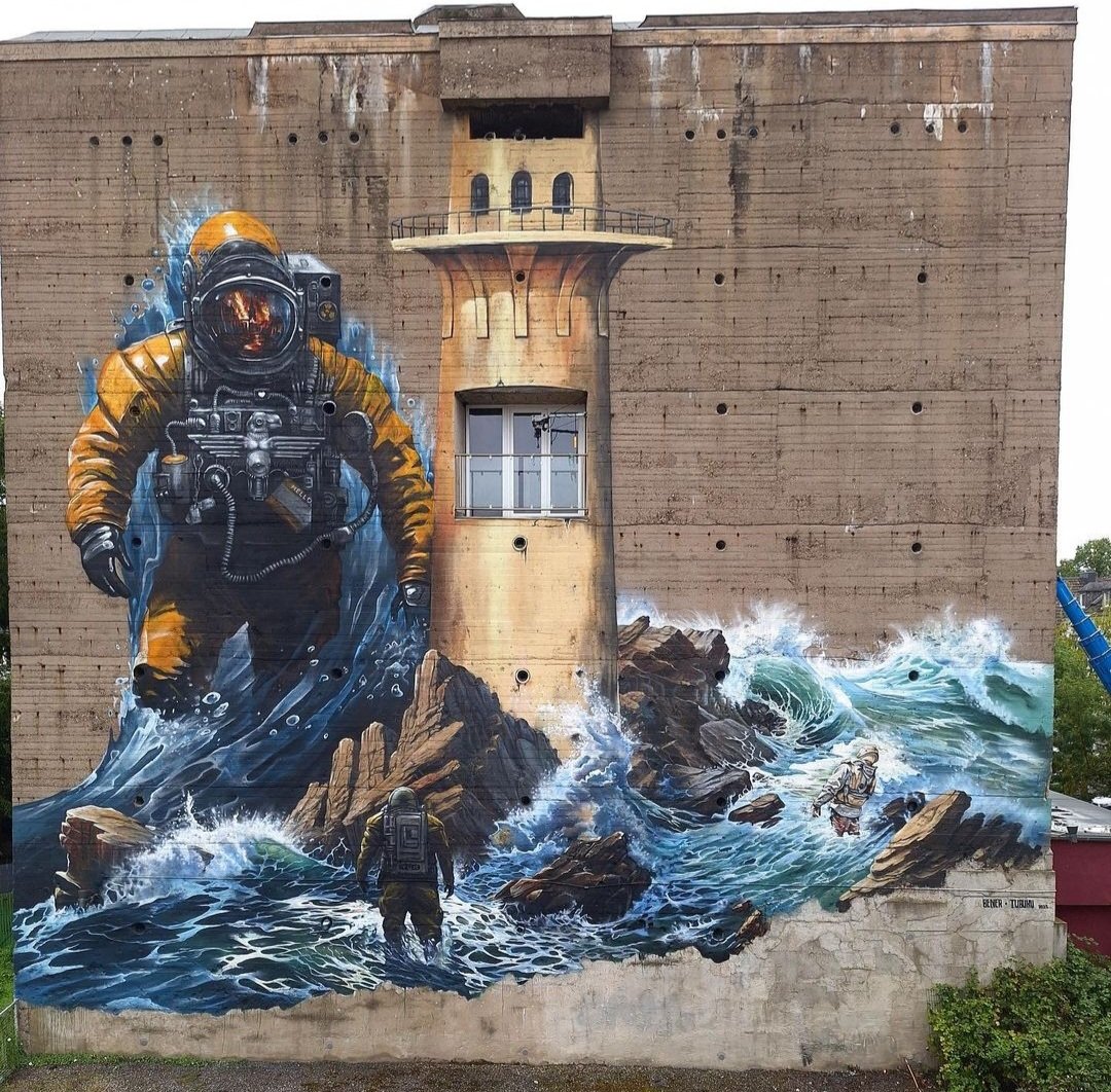 MolinaStreetArt's tweet photo. 'Is this the end?' by German BeNeR1 &amp; Tubuku in Krefeld, Germany (2023) #bener1 #tubuku #lamolinastreetart | photo via artists https://t.co/Cb9MeHz49G
