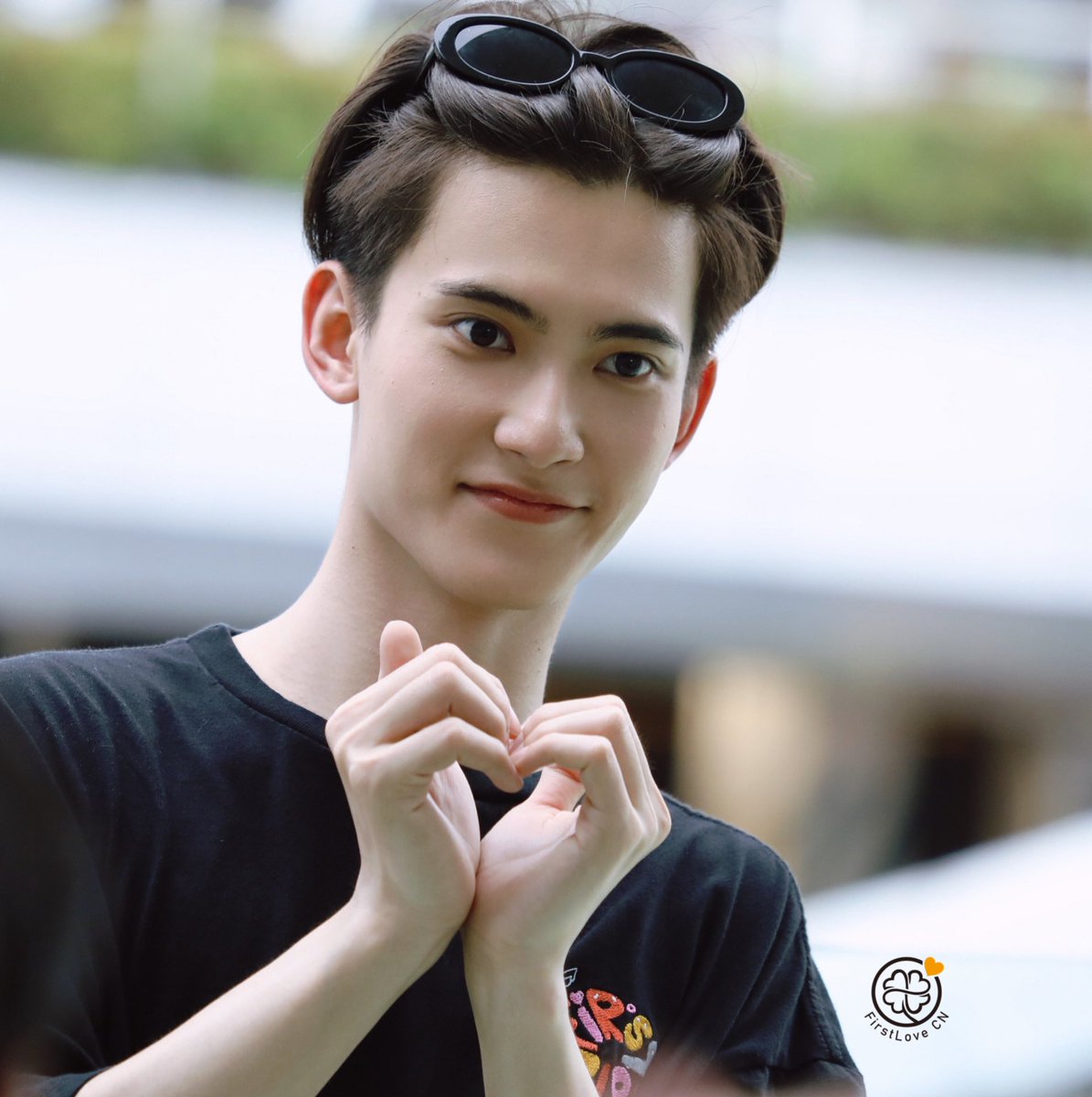 FirstLove_CN's tweet image. 【2023.08.27】
🫧🐱 

🧡🧡🧡🫶🏻🫶🏻🫶🏻

@firstfh5 

#First_Chalongrat