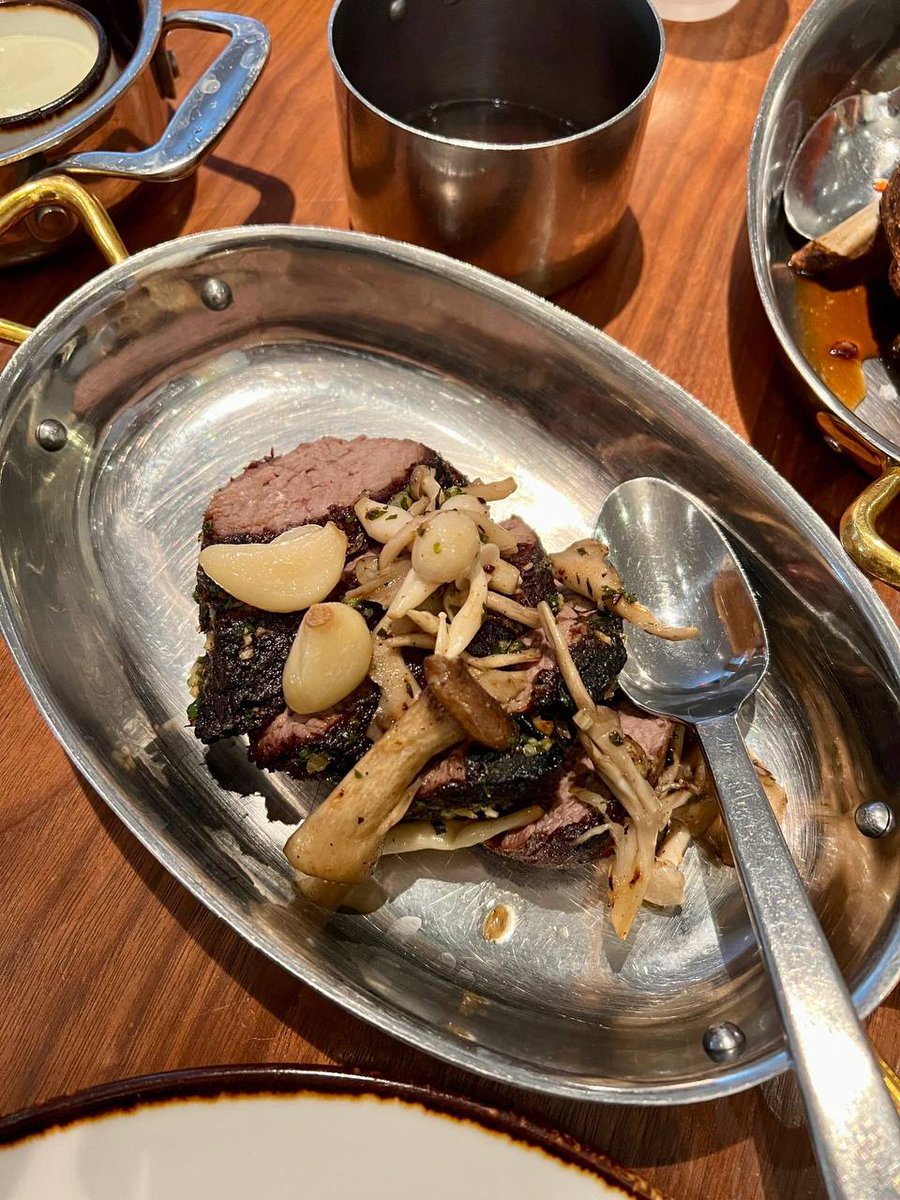 AndyJuan0318's tweet photo. Blue Duck Tavern
Address: 1201 24th St NW, Washington, DC 20037
#USA #Washington DC https://t.co/r6rwsXkNkA