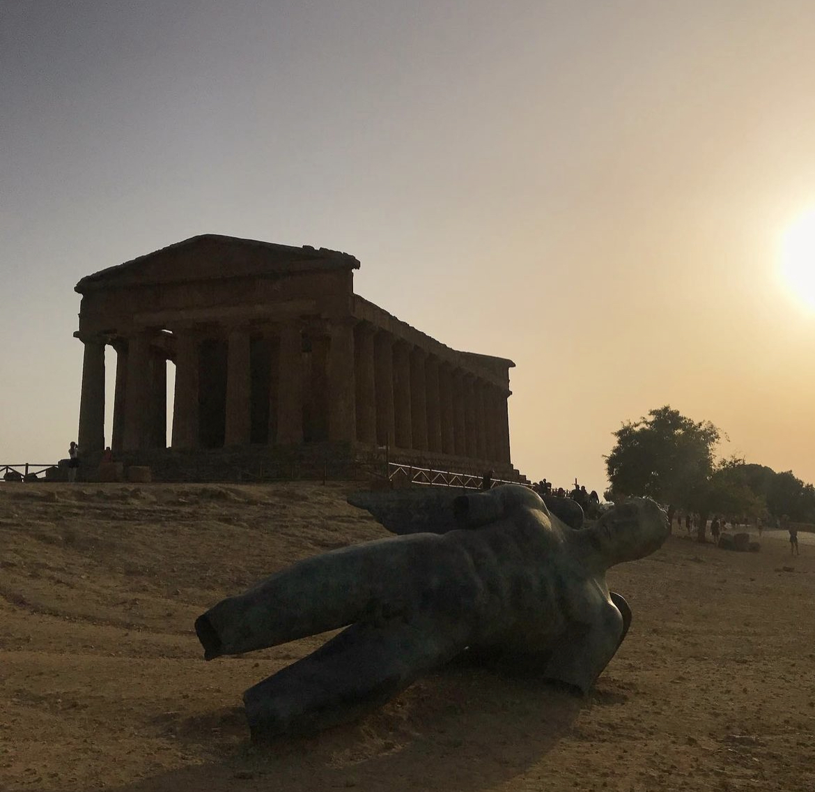 ViensOnVoyage's tweet photo. Après avoir sué à Syracuse, direction Agrigente pour la visite des temples ! #Italie #Sicile #Sicilia https://t.co/K44RNOoOd5