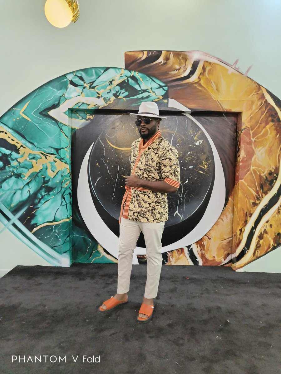 TECNOMobileNG's tweet image. One word for the general @PereEgbi 

#BBNaijaxTECNO
#BBNxTECNO