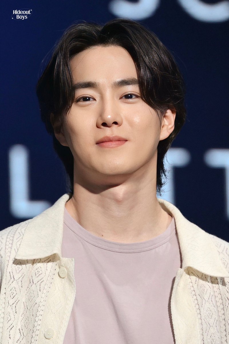 DAMN. JUNMYEON'S FACE CARD! 😭✨️