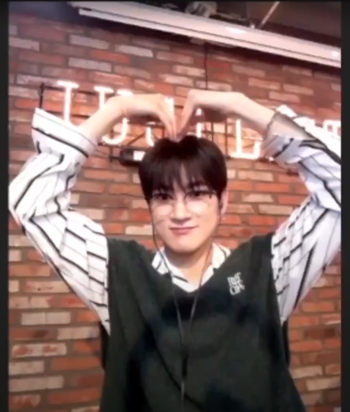 yunuhae's tweet photo. Happy birthday to my precious Yoonwoo 🥹 I've cherished each and every moment we've spent together, let's make each other smile forever..🤍 dD
#HAPPY_YOONWOO_DAY #BirthdayOfYoonwoo #BOYW #행운_가득한_윤우의_탄생일 https://t.co/moGGppZQxu