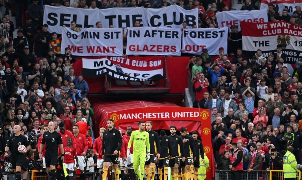 Mr Man United tweet media
