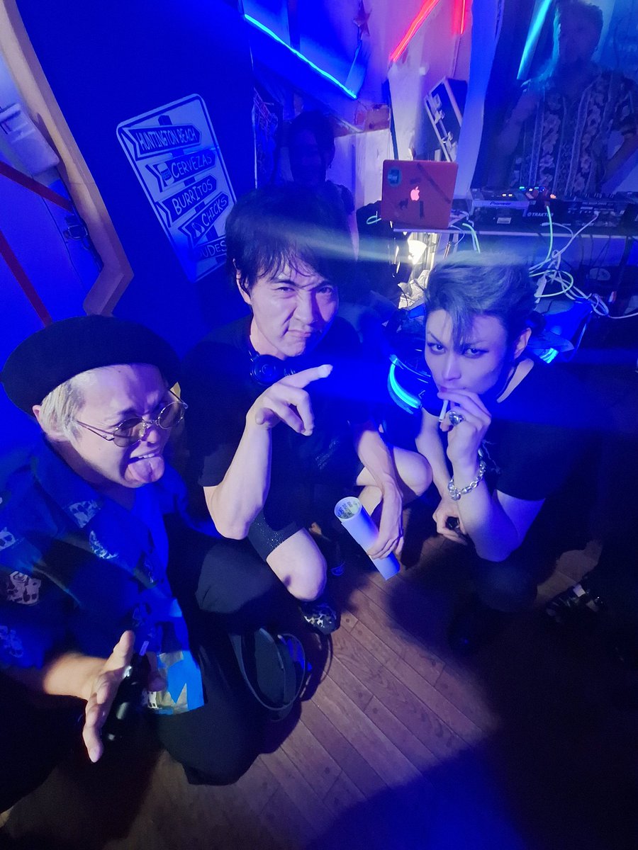 SNKYUTO's tweet photo. 残暑見舞パート2 https://t.co/W3mx2ZpDpr