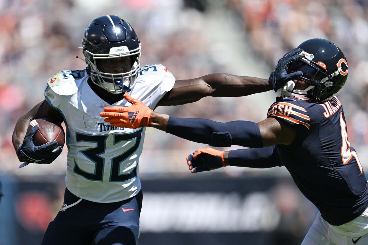 Tyjae Spears led the NFL preseason with 4.73 yards after contact per rush

#1 of 54 RBs with over 15 rushes

also:

5.3 YPC (#9 of 54 RBs)

+0.09 EPA/rush (#8 of 54 RBs)

But it's not just the stats he put up. It's the fact he put up these stats while facing 8+ men in the box on