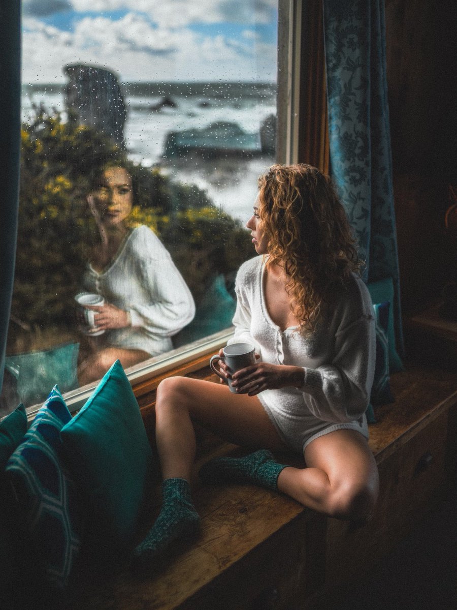 I hope you've all had a stellar weekend! 🖤🔥

After an insane week with a LOT of observations (😌) I used the weekend for some REFLECTIONS (by <a href="/braybraywoowoo/">brayden</a>, from the TO vault) 

Cheers, TO 🥂