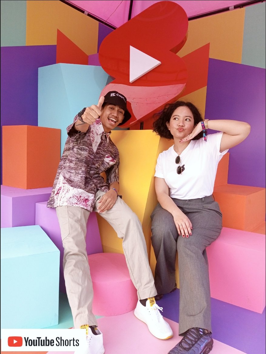Foto bareng sama tim Google Indonesia kak hana