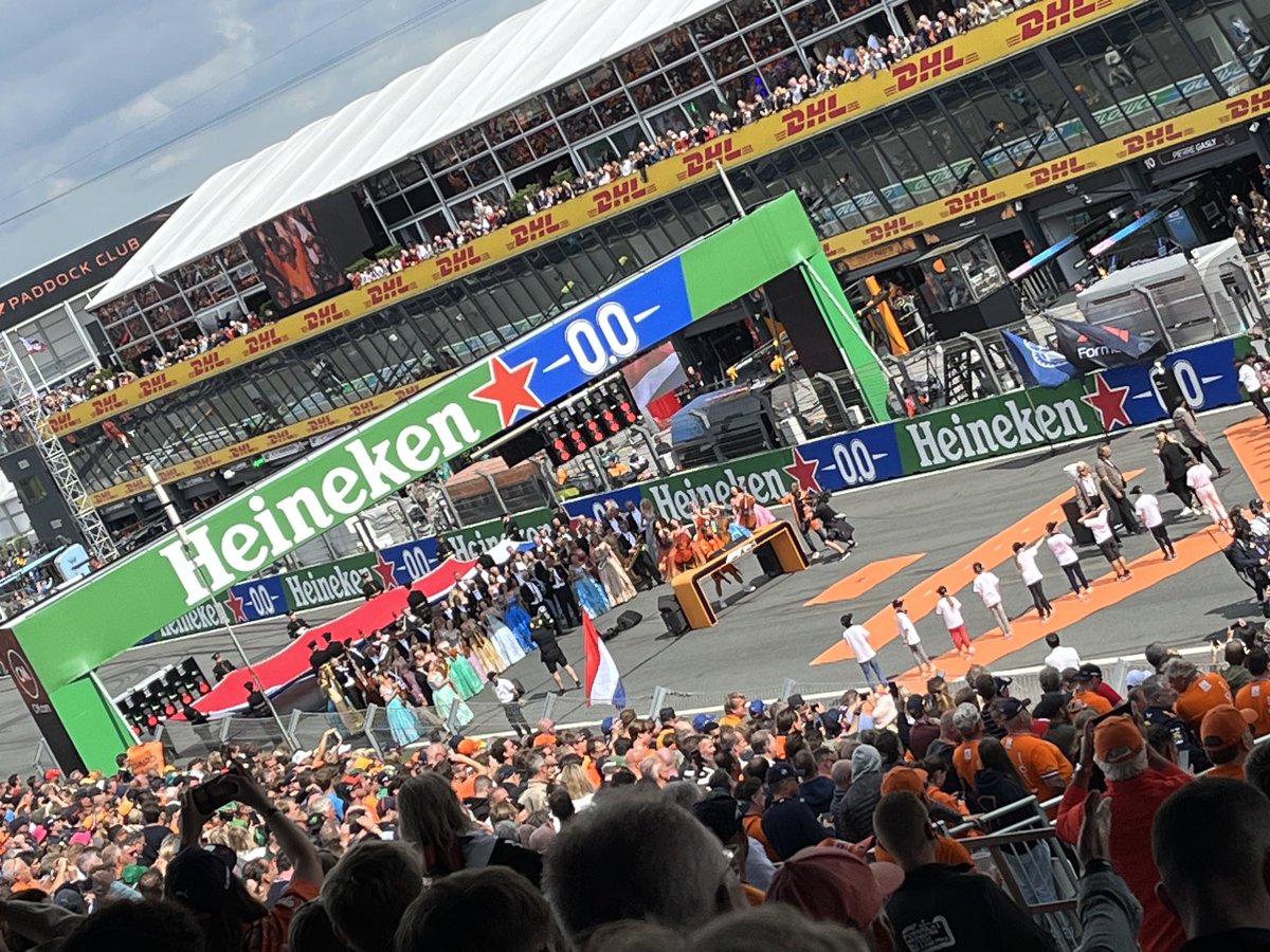 Warming up ⁦<a href="/CMCZtweets/">CM.com Circuit Zandvoort</a>⁩ by ⁦<a href="/DJLaFuente/">La Fuente</a>⁩ and the dancing orchestra of Andre Rieu. #gomax #F1