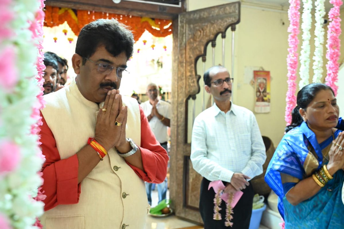 ShetSadanand's tweet photo. Visited Shree Shantadurga Kunkallikarin Temple in Fatorpa, where I extended prayers to the deity, seeking the prosperity of Goa. https://t.co/40epLboi15