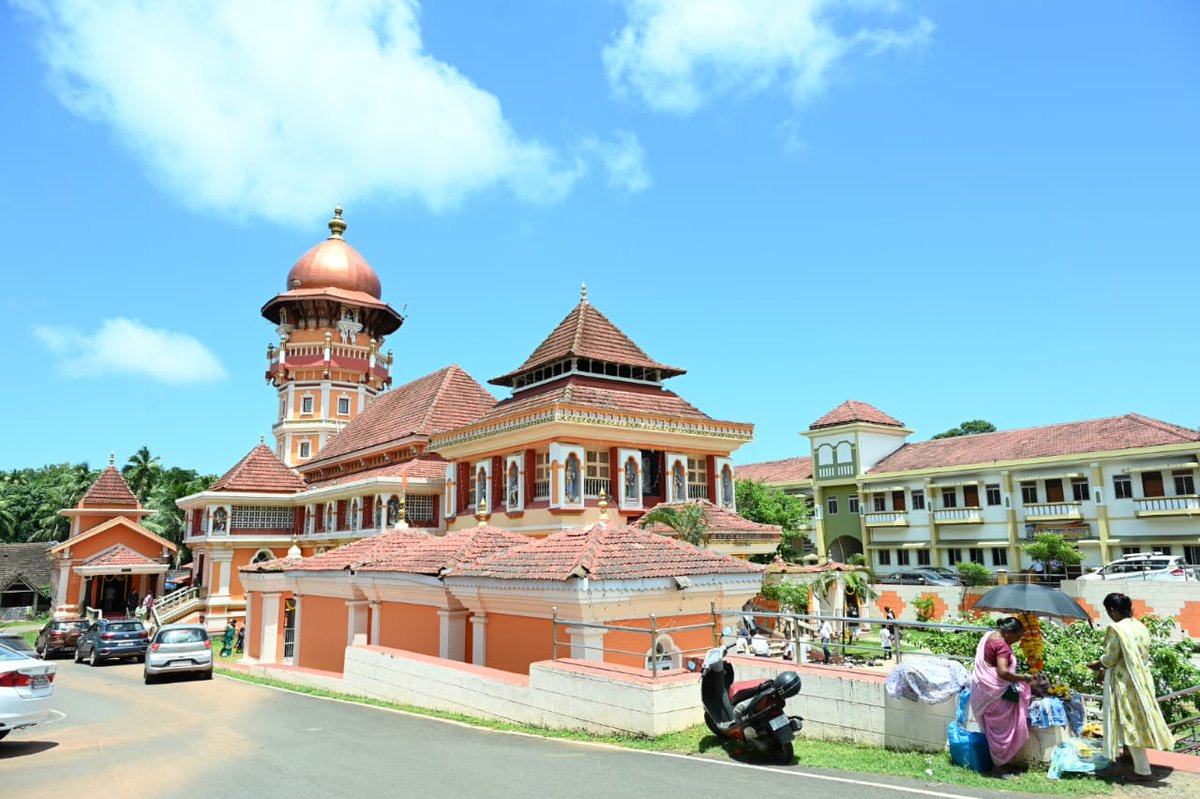 ShetSadanand's tweet photo. Visited Shree Shantadurga Kunkallikarin Temple in Fatorpa, where I extended prayers to the deity, seeking the prosperity of Goa. https://t.co/40epLboi15