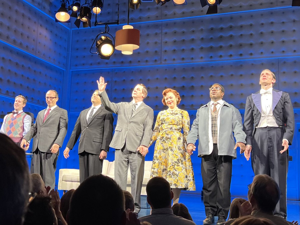So appreciative of being able to see @SeanHayes and @GoodnightOscar‼️ 🤯🤯 performances and story . The definition of why you come to NYC to see #Broadway. Thank You 🙏🏼
